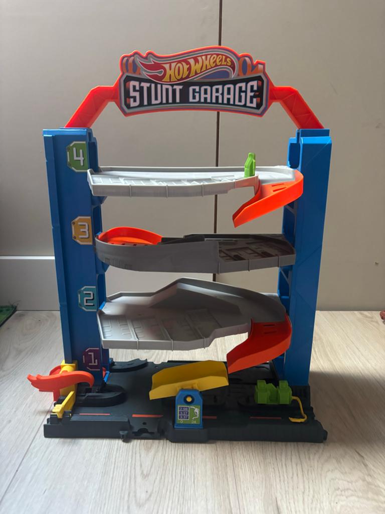 Hot Wheels Stunt Garage Speelset, Ophalen, Gebruikt