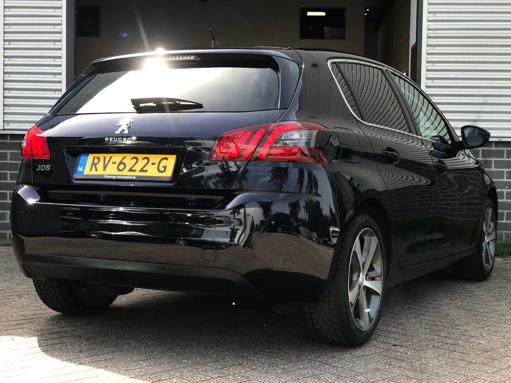 Peugeot 308 1.2 PureTech Blue Lease Premium|Carplay|Navi|Pan, Gebruikt, Euro 6, 1199 cc, 1064 kg