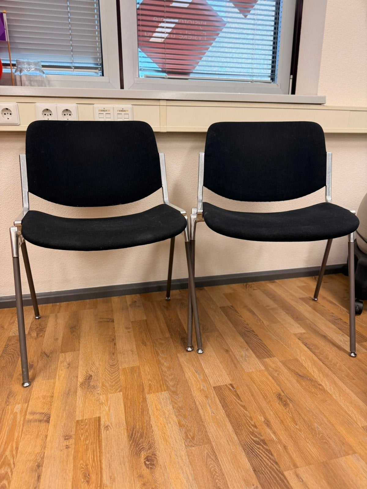 Set van 2 stoelen, zwart, Ophalen, Gebruikt, Twee, Zwart