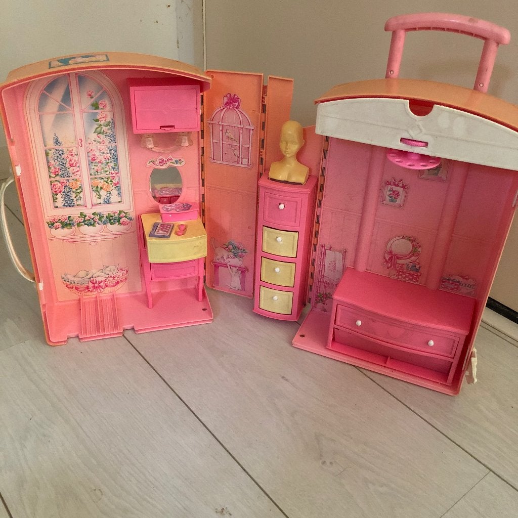 Barbie Traveling House 1995, Ophalen of Verzenden, Gebruikt, Pop