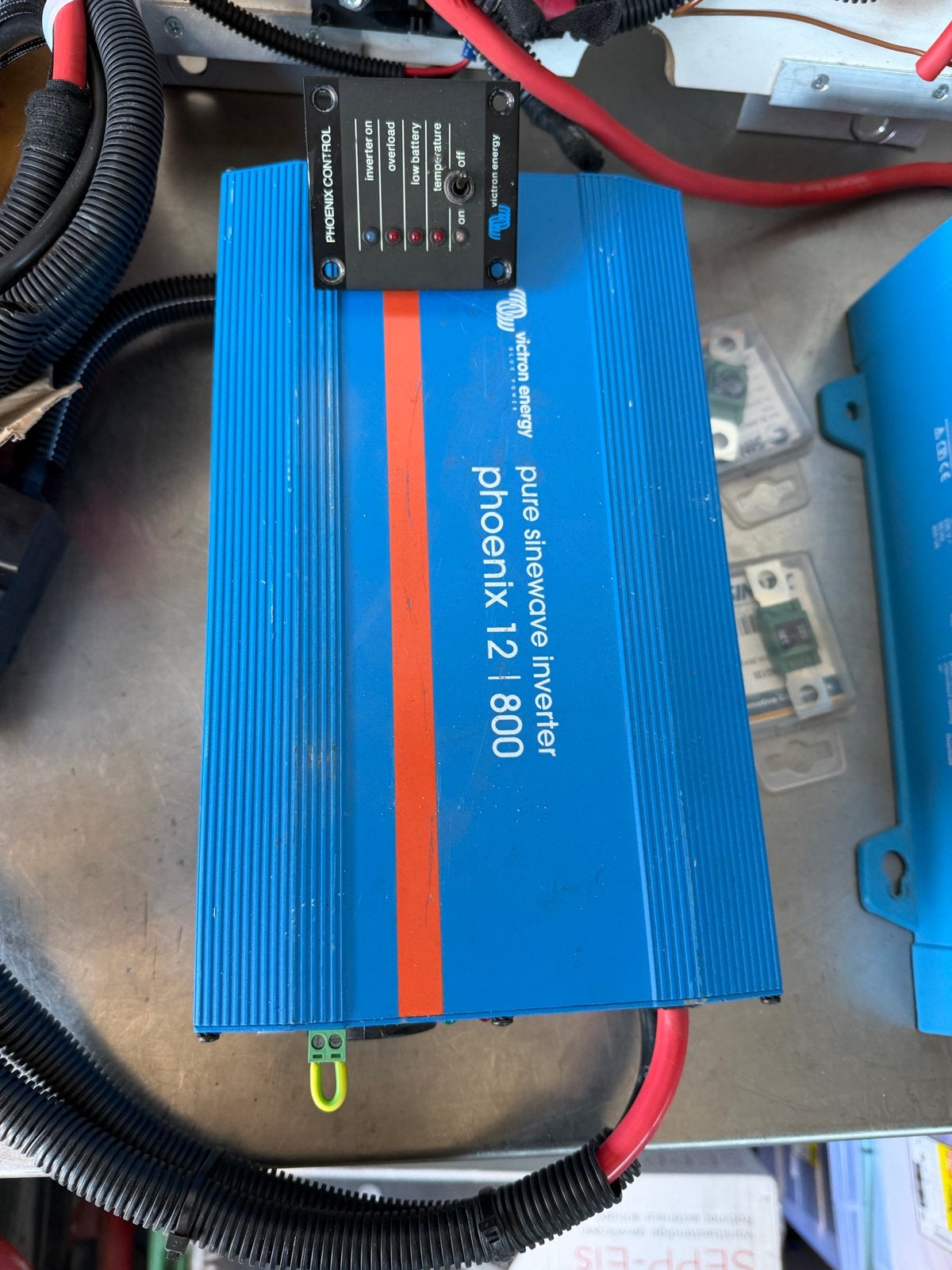 Victron Energy Phoenix 12|800 Pure Sinewave Omvormer, Ophalen of Verzenden, Gebruikt