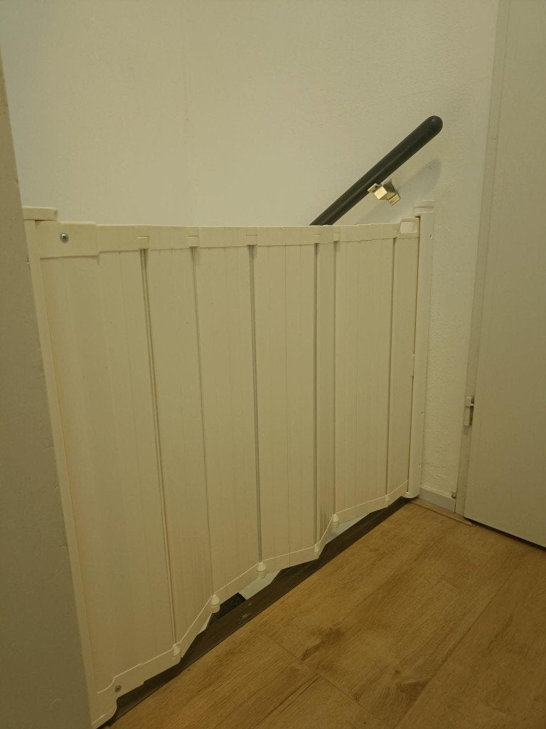 BabyDan Guard Me - Traphekje - Harmonica - 64.5 tot 89 cm, Ophalen, Overige materialen, Overige typen, Zo goed als nieuw