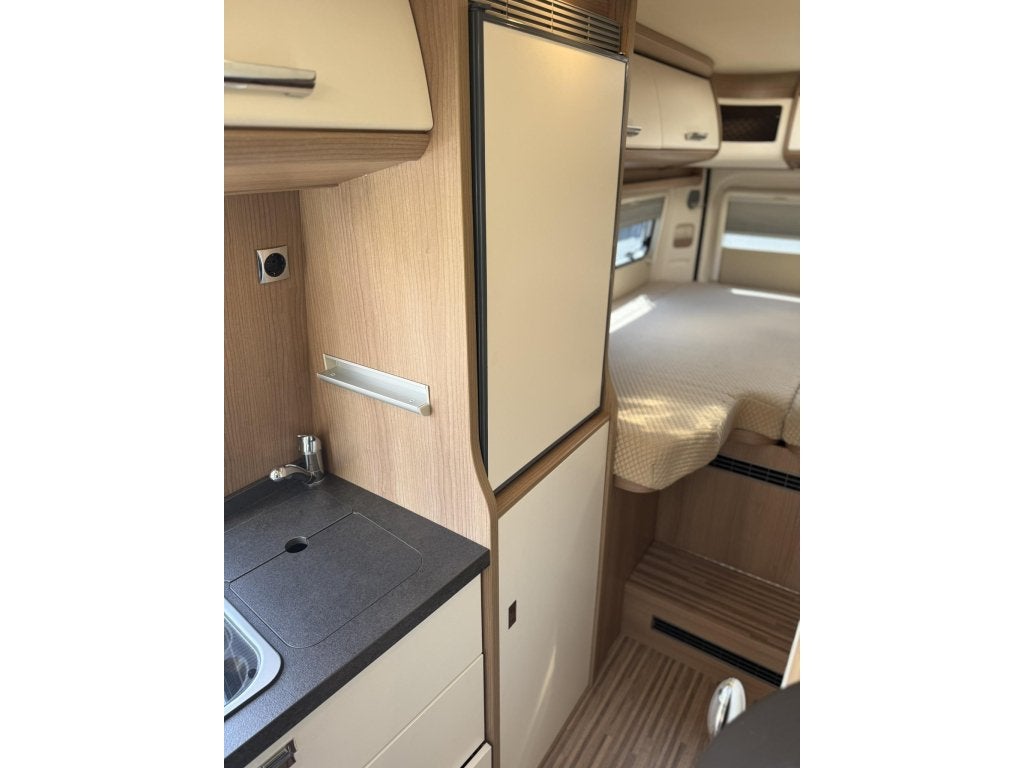 Foto 16 van Malibu 640 LE VAN - 2020 - Buscamper lengtebedden