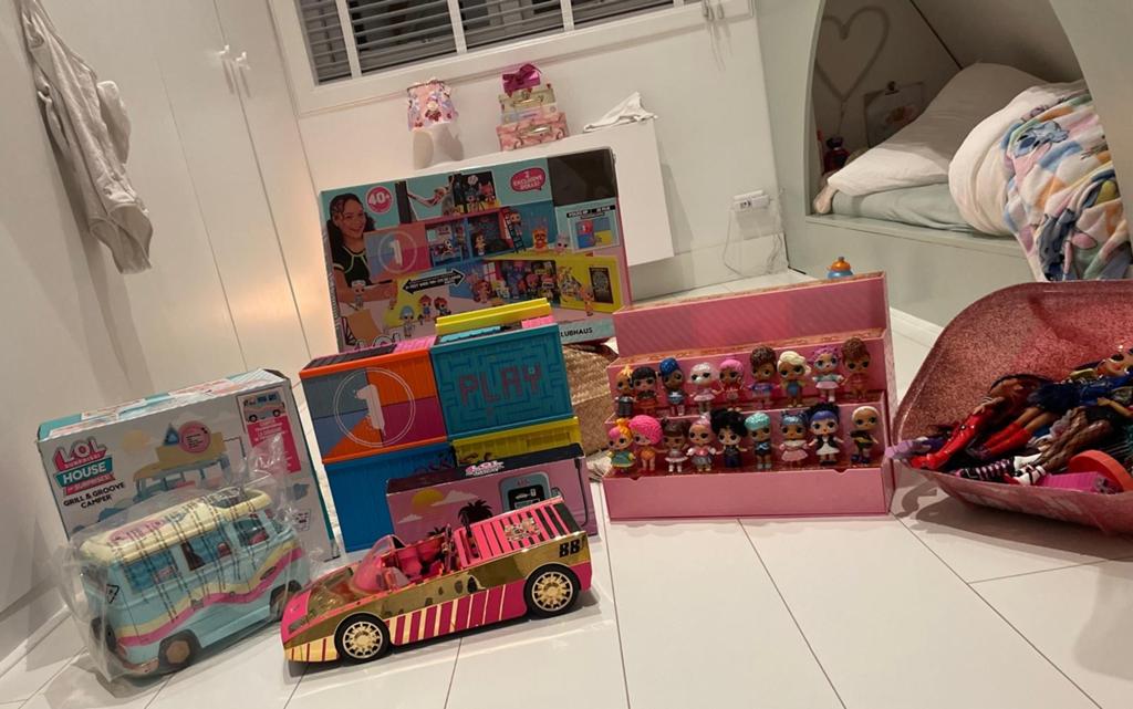Grote LOL Surprise set: Huis, Foodtruck , Auto & veel poppen, Ophalen, Zo goed als nieuw, Overige typen