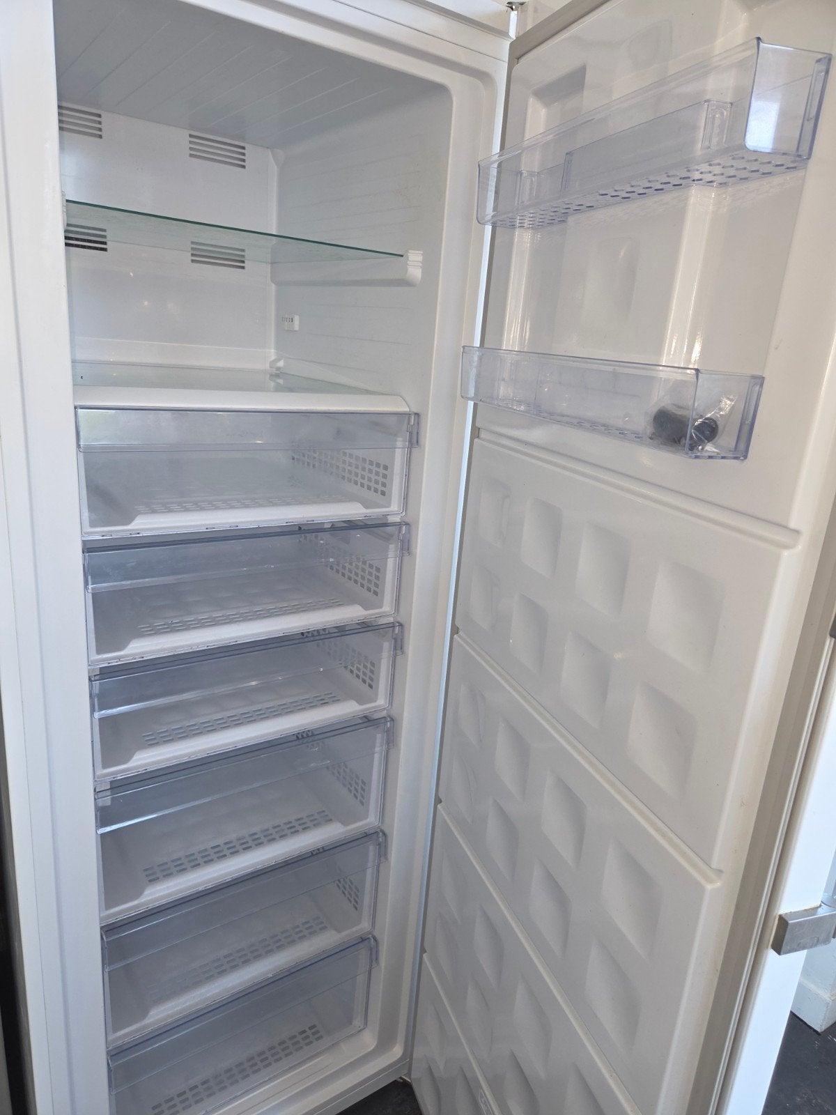 beko vriezer, Ophalen, 60 tot 90 cm, 160 cm of meer