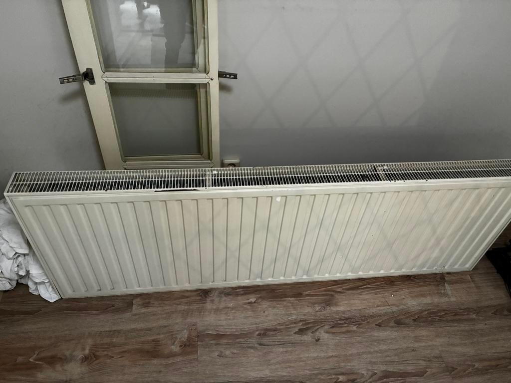 Radiator 180 breed 60 hoog 10 dik, Doe-het-zelf en Verbouw, Verwarming en Radiatoren, Ophalen, 30 tot 80 cm, Radiator, 150 cm of meer