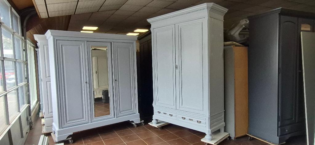 Kledingkasten, slaapkamerkasten brocante garderobe kasten, Huis en Inrichting, Kasten | Kledingkasten, Ophalen, 200 cm of meer