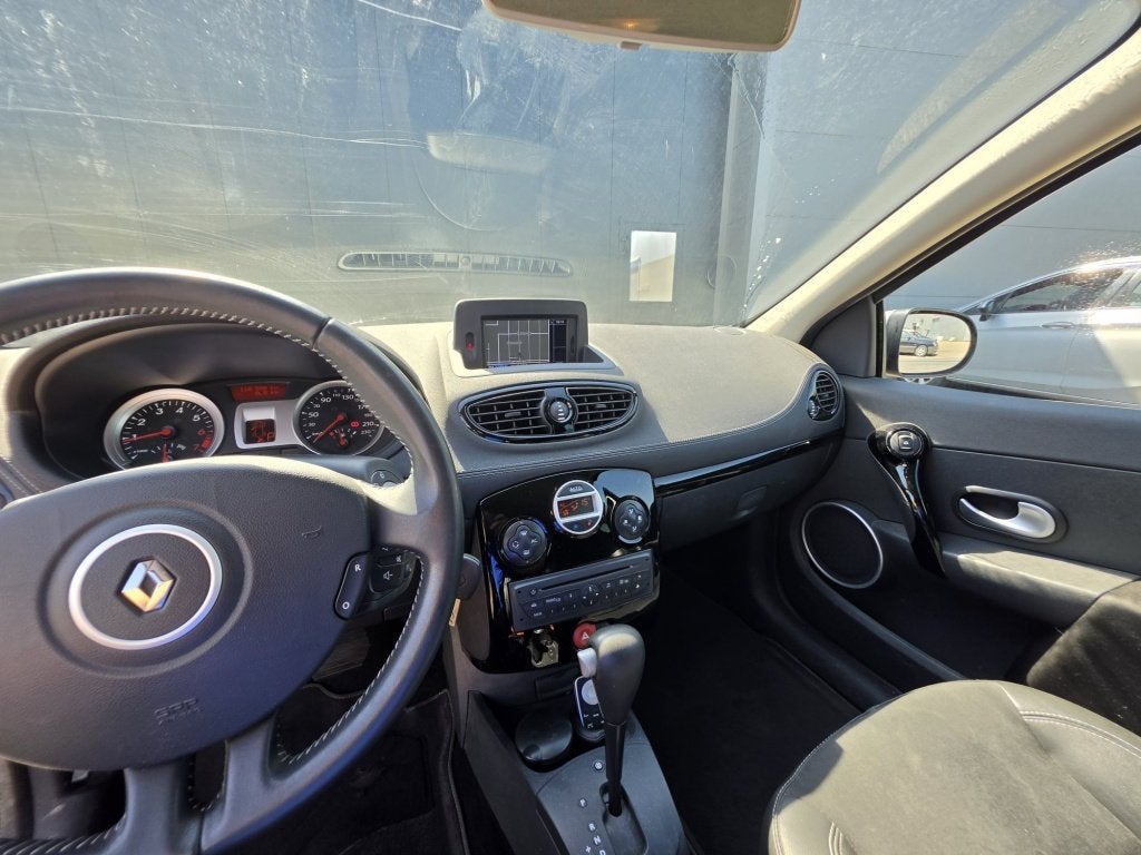 Renault Clio Estate 1.6-16V Night & Day Automaat ✅, Euro 5, 535 kg, Gebruikt, 4 cilinders