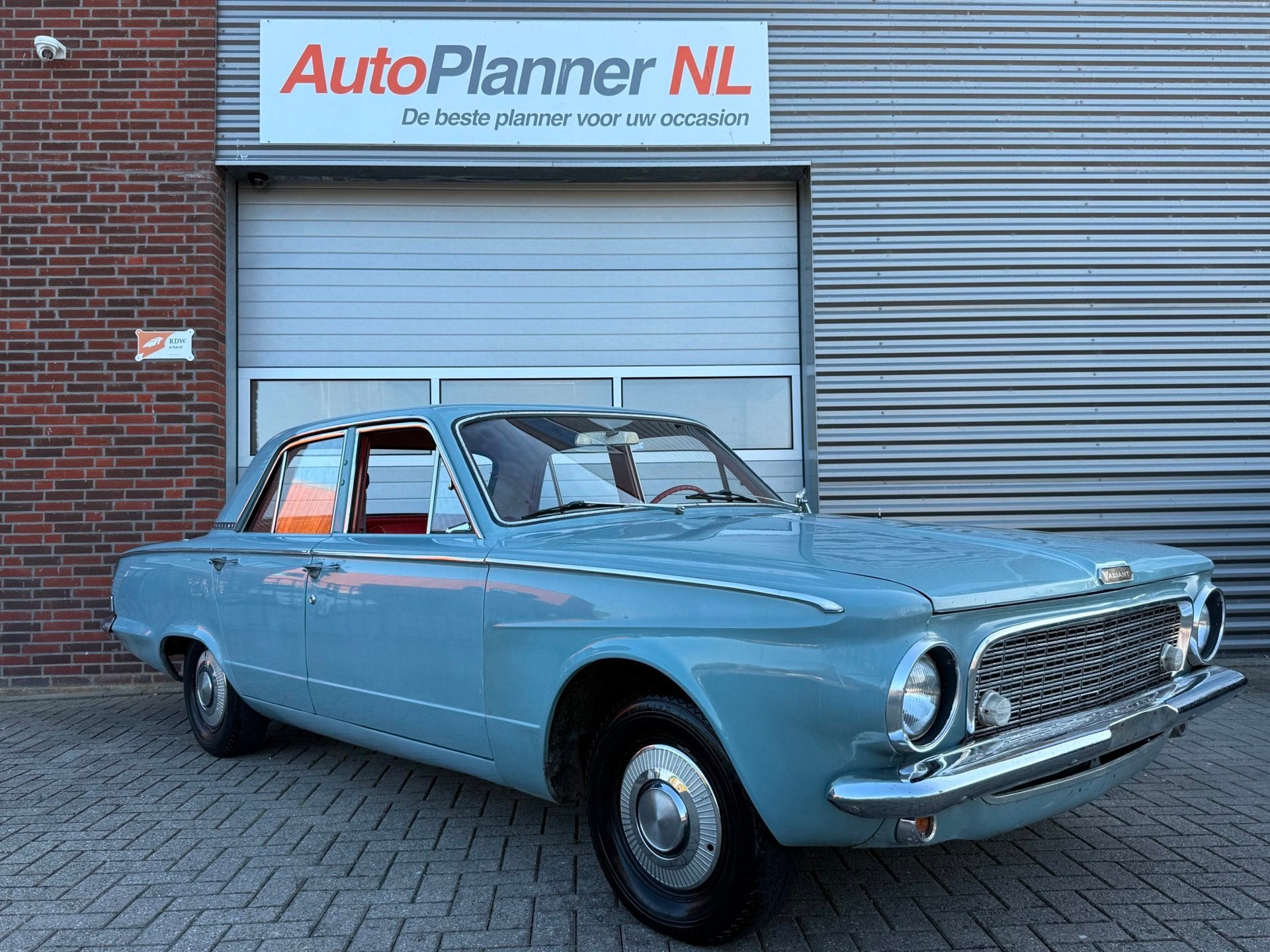 Plymouth Valiant V200! Oldtimer! Uniek!, Auto's, Gebruikt, 2789 cc, Blauw, Origineel Nederlands