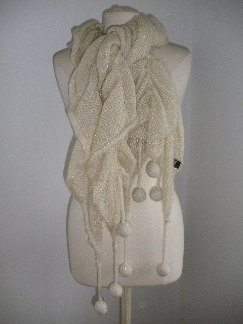 SOHO sjaal ecru goud met balletjes, Kleding | Dames, Maat 46/48 (XL) of groter, Soho, Ophalen of Verzenden, Zo goed als nieuw