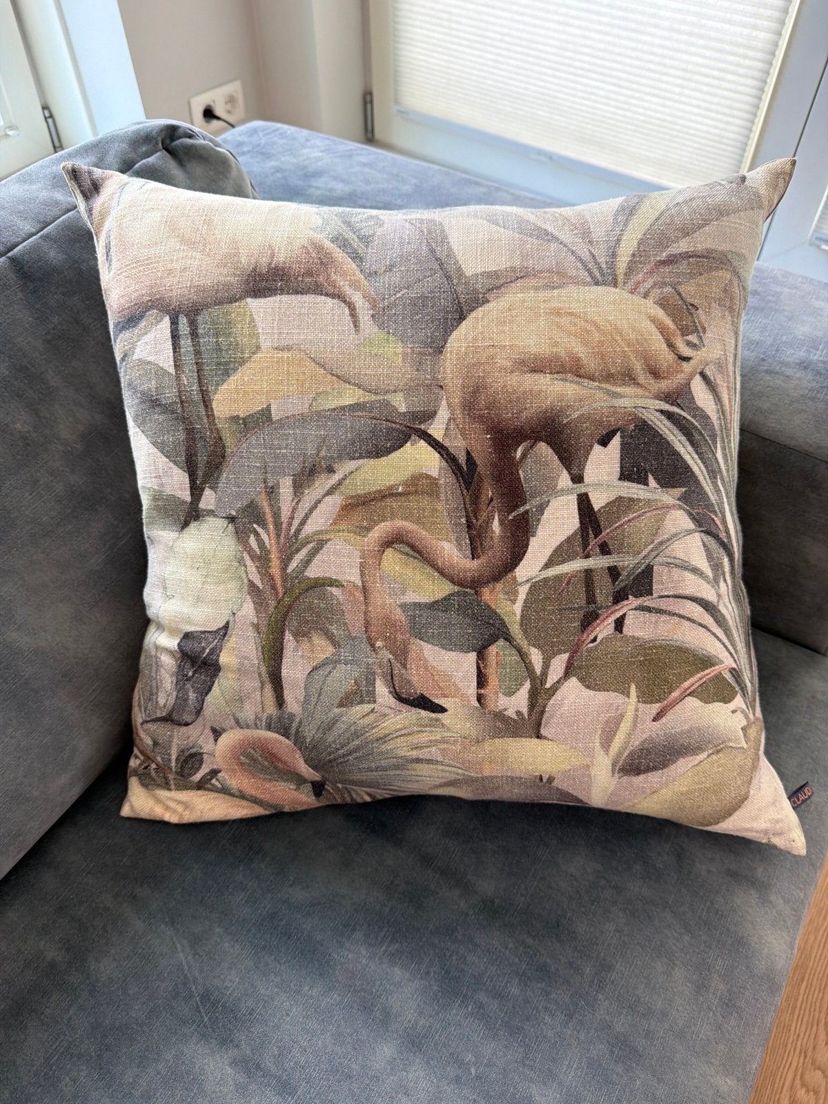 Claudi sierkussen 60x60 met flamingo print, zo goed als nieu, Ophalen, Meerkleurig, Met print, Vierkant