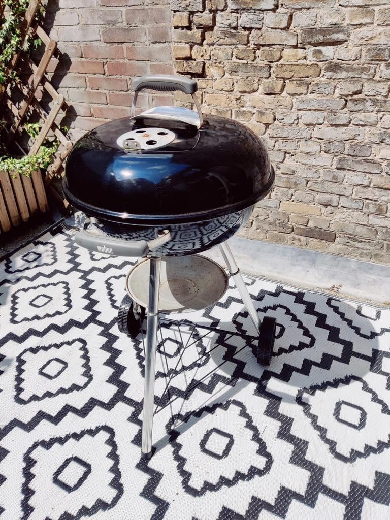 Weber compact barbecue met houtskoolschep, Ophalen, Gebruikt, Weber