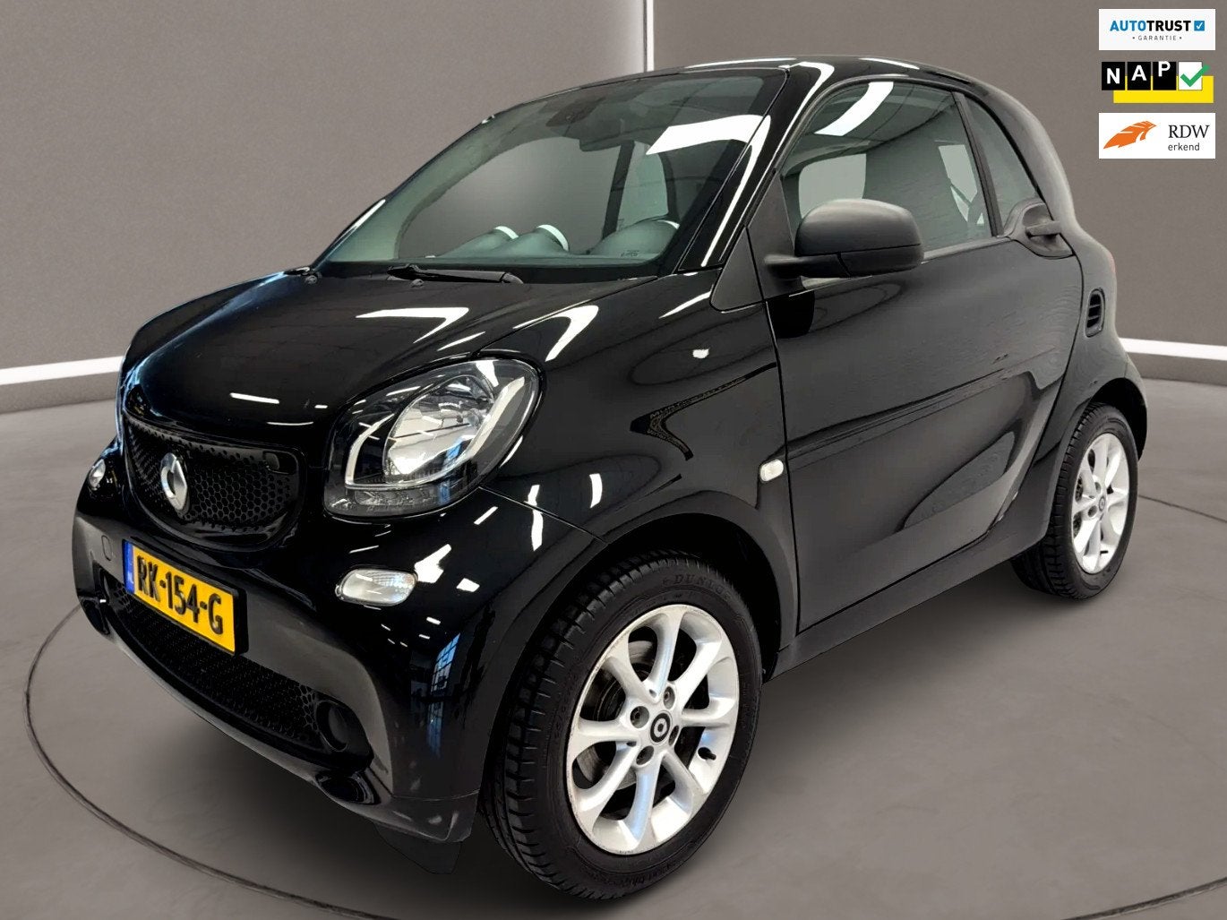 Smart Fortwo 1.0 Pure, 1ste eigenaar, airco, 67 dkm NAP, Auto's, Gebruikt, Zwart, Origineel Nederlands, Handgeschakeld