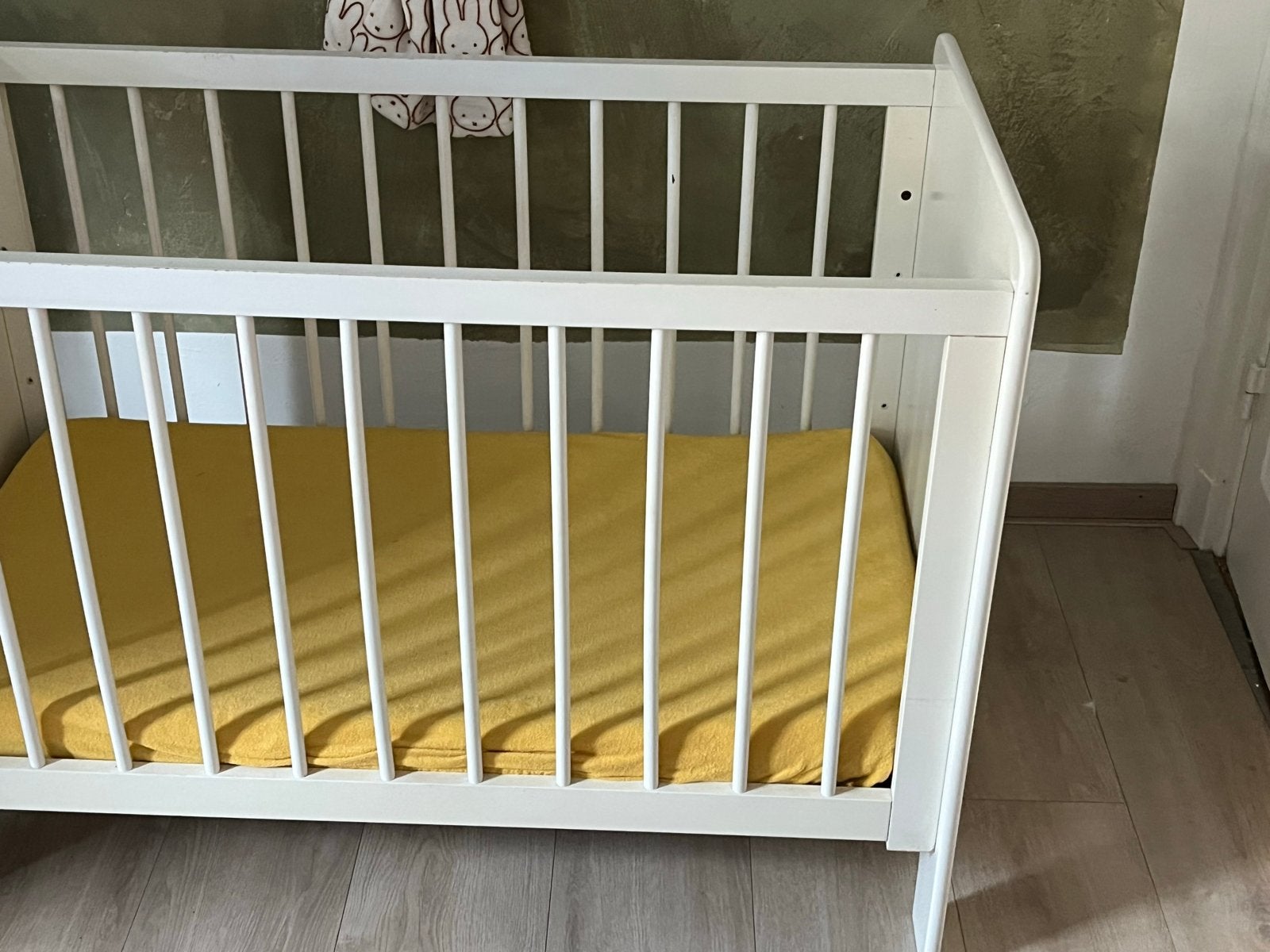 Wit ledikant met Aerosleep matras, Ophalen, Gebruikt, Ledikant