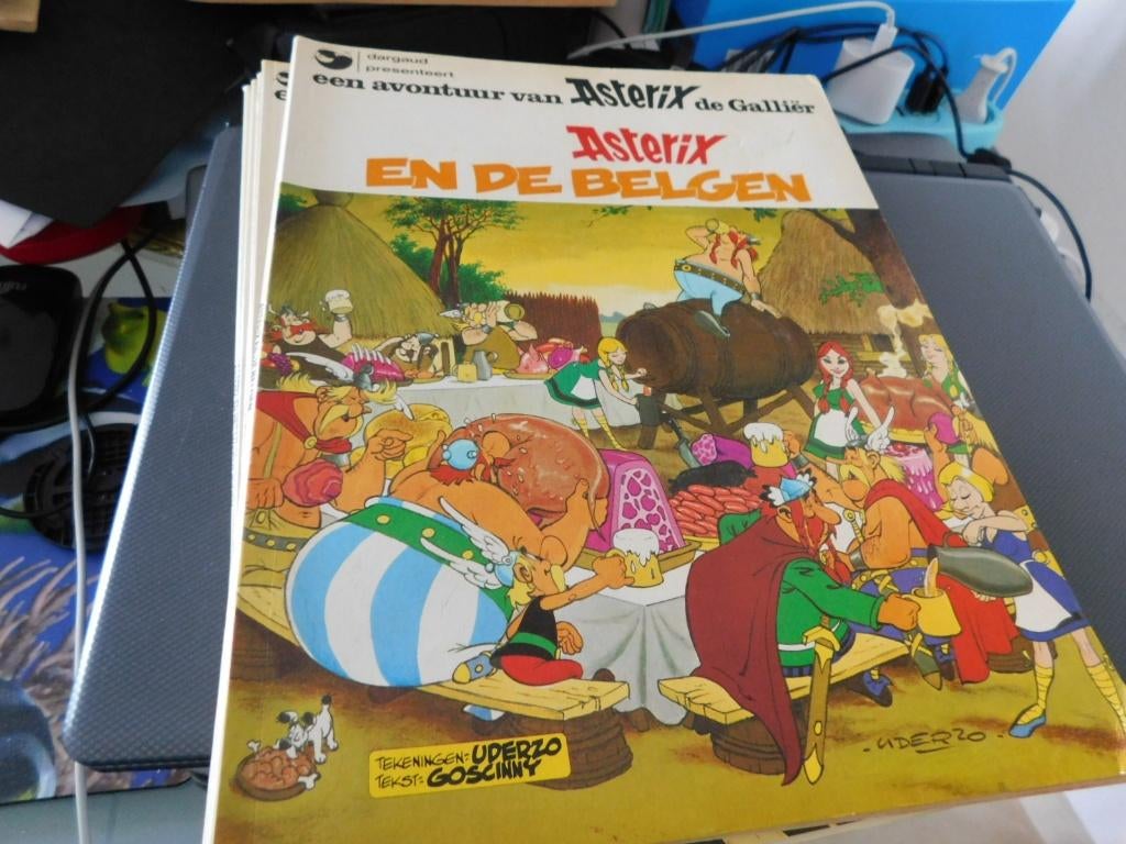 Asterix en obelix 11 albums serie 5, Boeken, Stripboeken, Meerdere stripboeken, Ophalen of Verzenden, Gelezen, Hergé