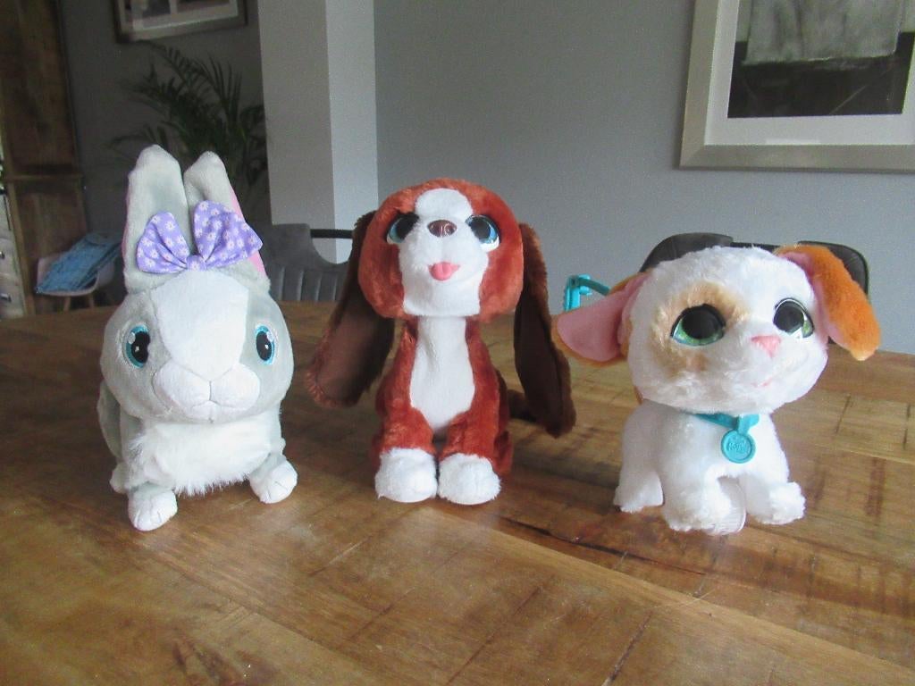 2 x Fur real Furreal Walkalots knuffels Konijn + 1x hondje, Ophalen of Verzenden, Zo goed als nieuw, Konijn