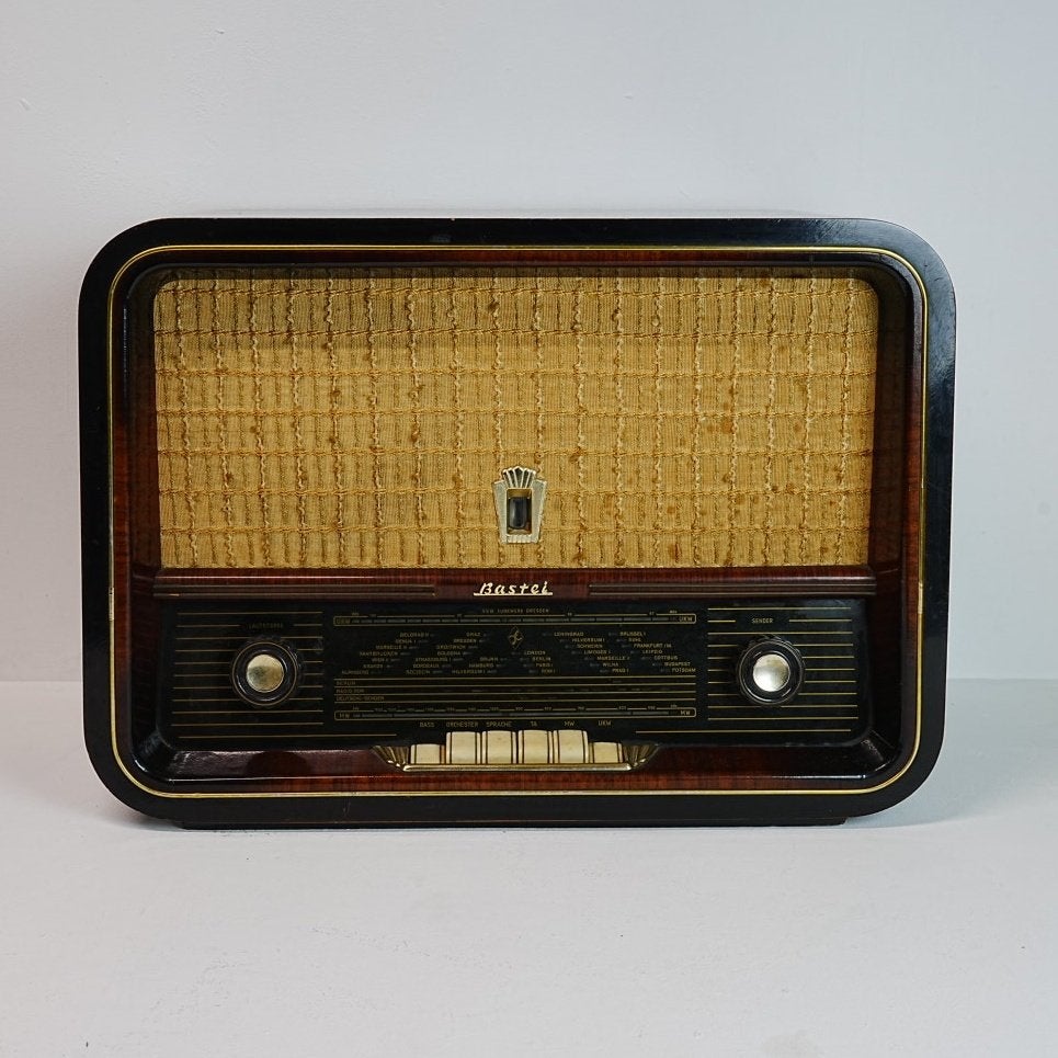 Vintage Bastei radio uit 1956. Prachtig design., Ophalen, Zo goed als nieuw, Radio