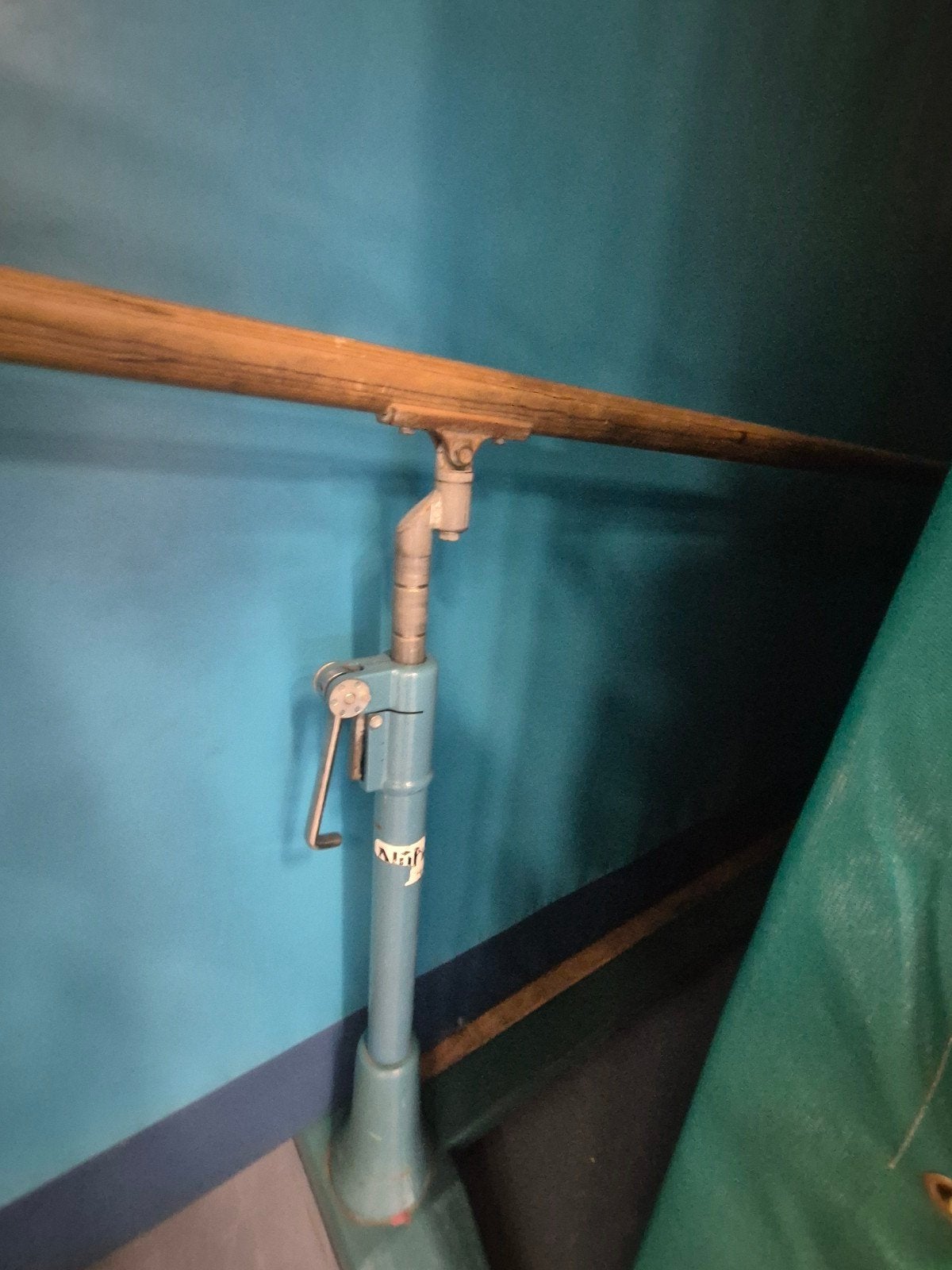 Brug (turnen , gymzaal), Ophalen, Gebruikt, Materiaal