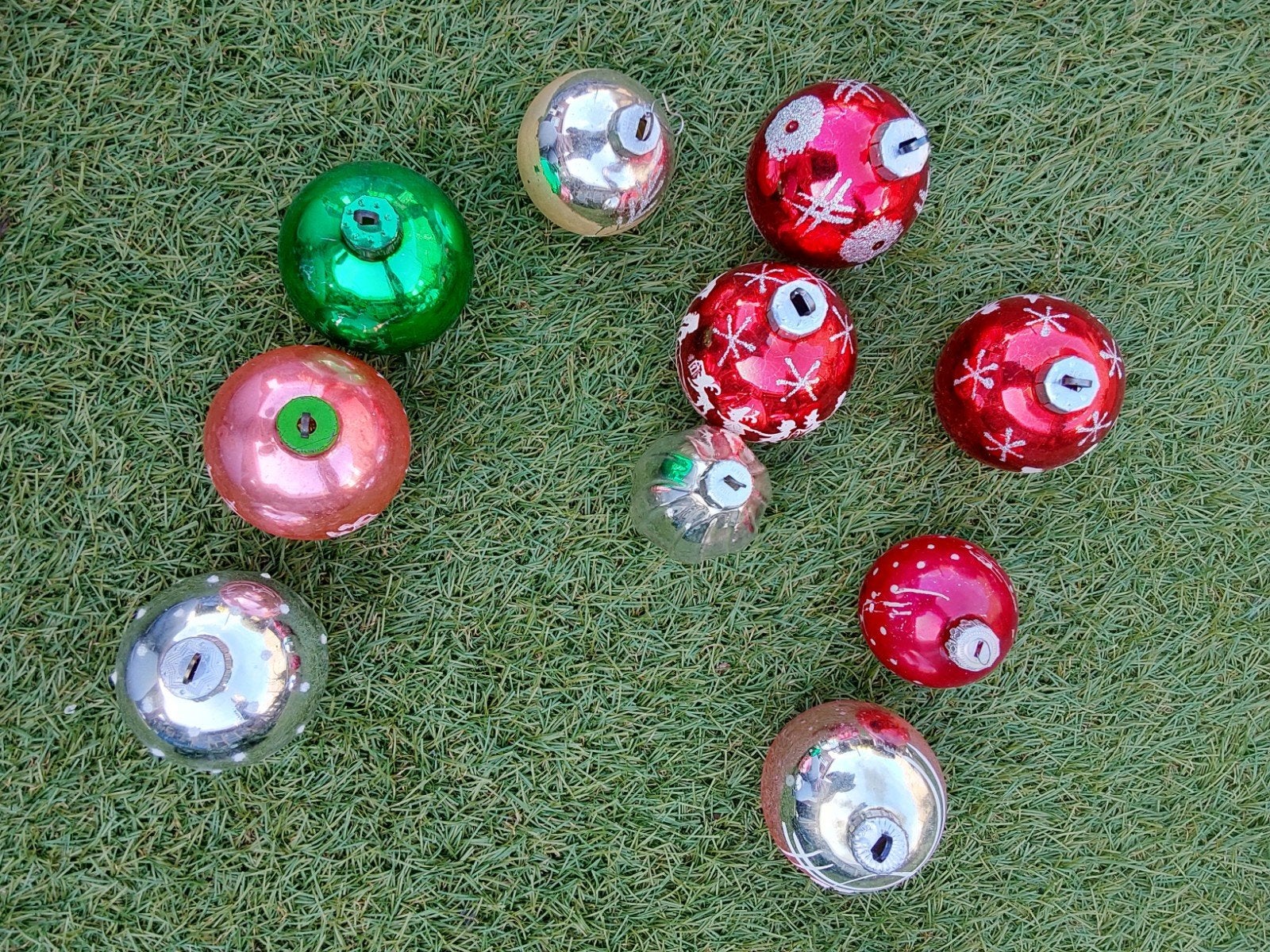 Oude kerstballen Made GDR, Ophalen