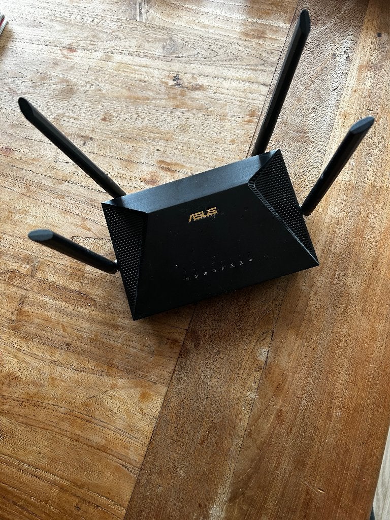 Asus RT- AC5300 router + Asus RT-AX53U, Computers en Software, Routers en Modems, Ophalen of Verzenden