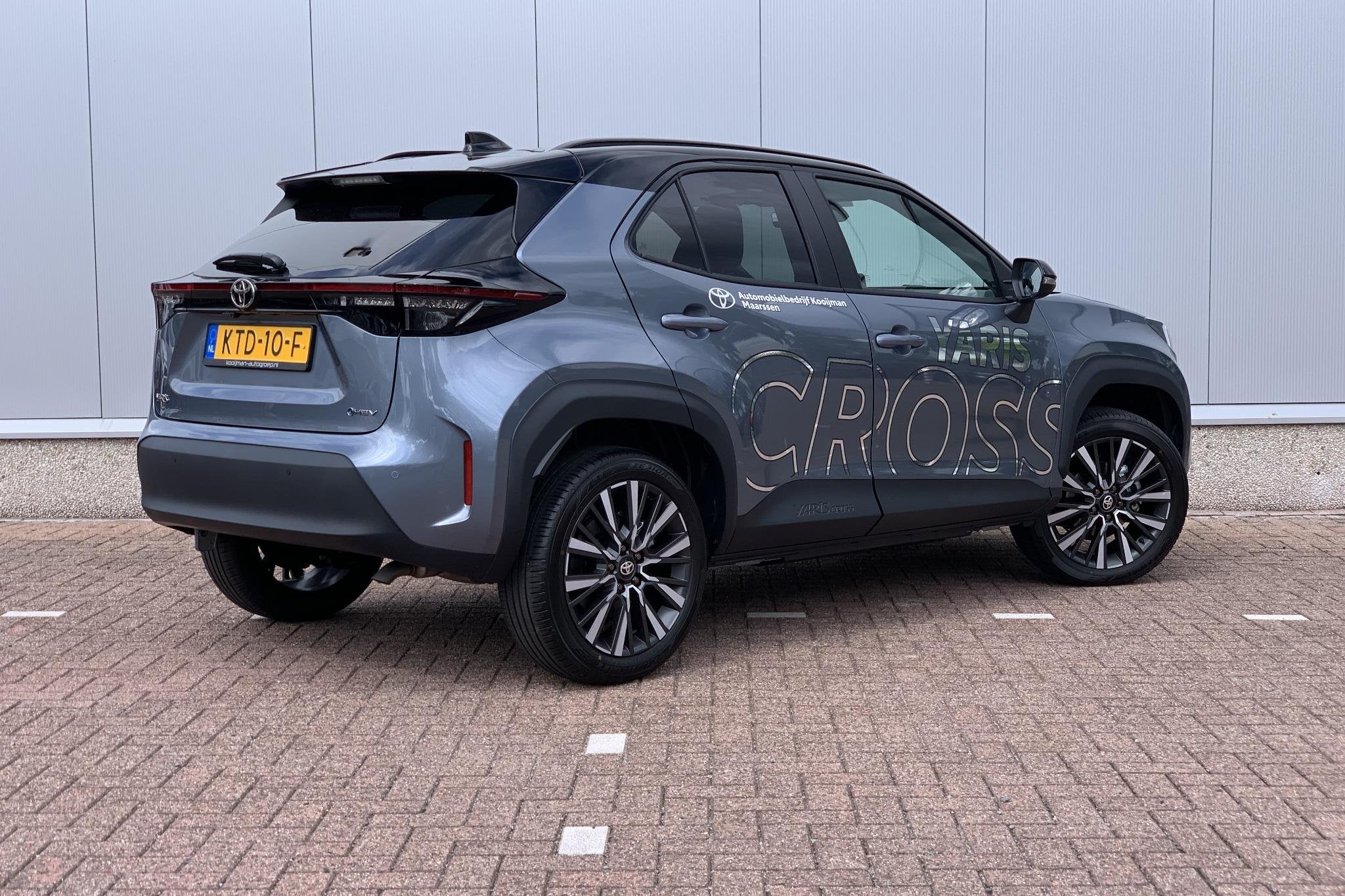 Toyota Yaris Cross 1.5 Hybrid 130 Executive / JBL Audio / St, Dealer onderhouden, Bedrijf, Hybride Elektrisch/Benzine, 3 cilinders