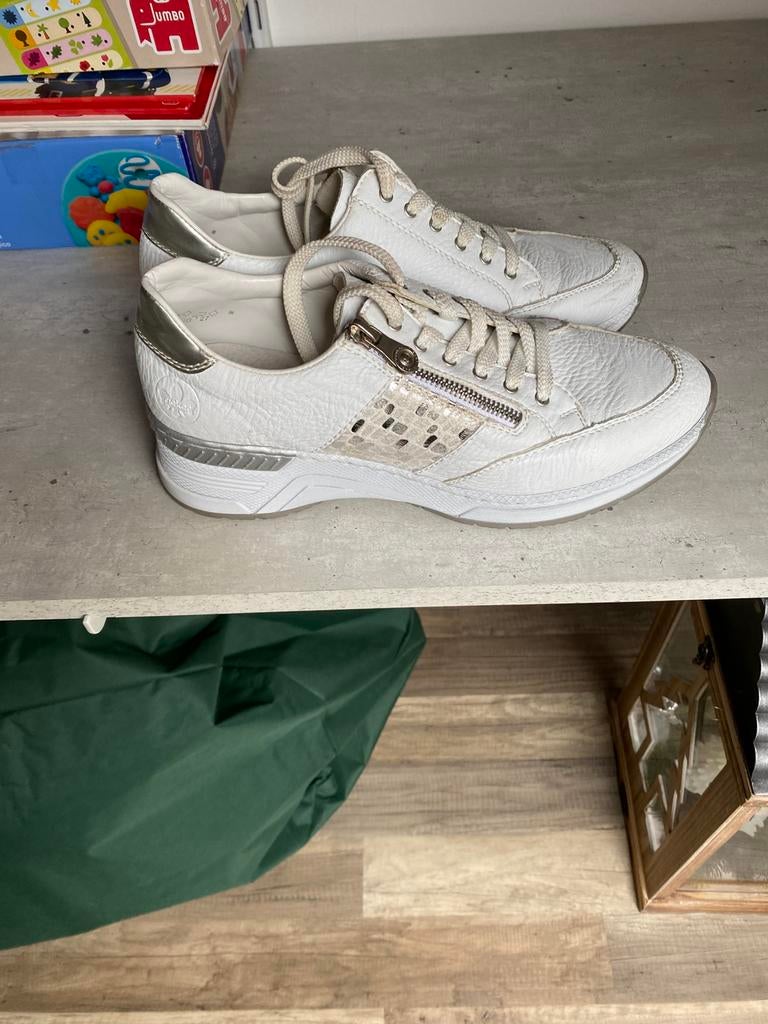Zgan rieker damessneakers maat 41, Wit, Ophalen of Verzenden, Sneakers of Gympen, Zo goed als nieuw