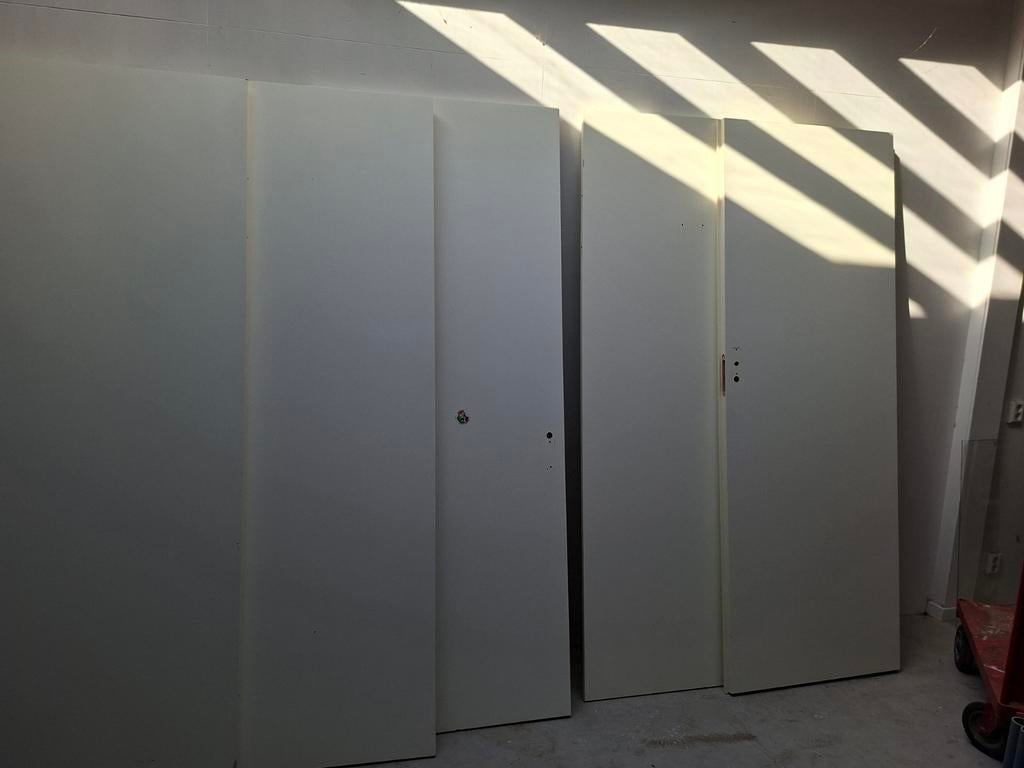 4 boarddeuren , opdek, Doe-het-zelf en Verbouw, Deuren en Horren, Ophalen, Gebruikt, 80 tot 100 cm, Binnendeur