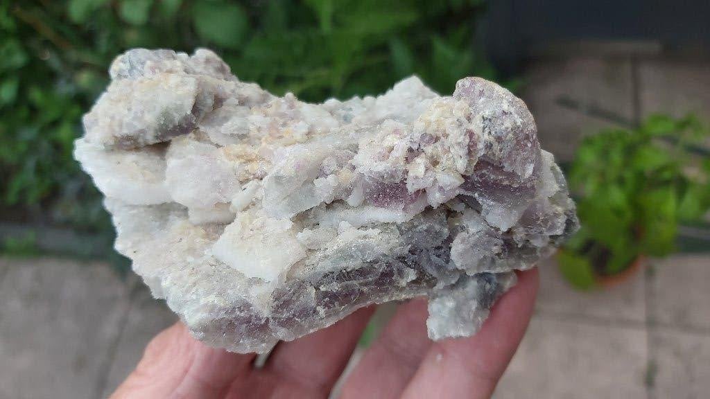 R23 Paarse en witte Fluoriet Mine de Fontesante Frankrijk, Ophalen of Verzenden, Mineraal