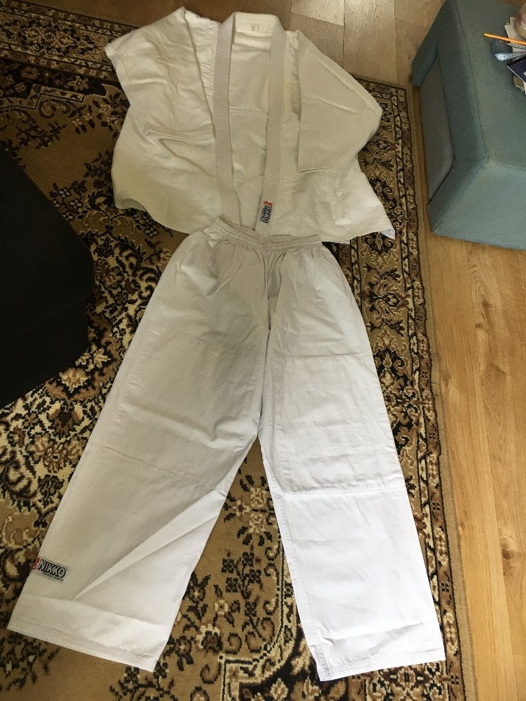 Nieuw Judo pak voor kinderen maat 150, €10 per stuk, Maat XS of kleiner, Judo, Ophalen of Verzenden, Nieuw