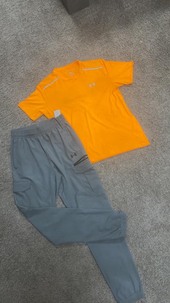 Under armour, UA - setje., Ophalen, Zo goed als nieuw, Zwart