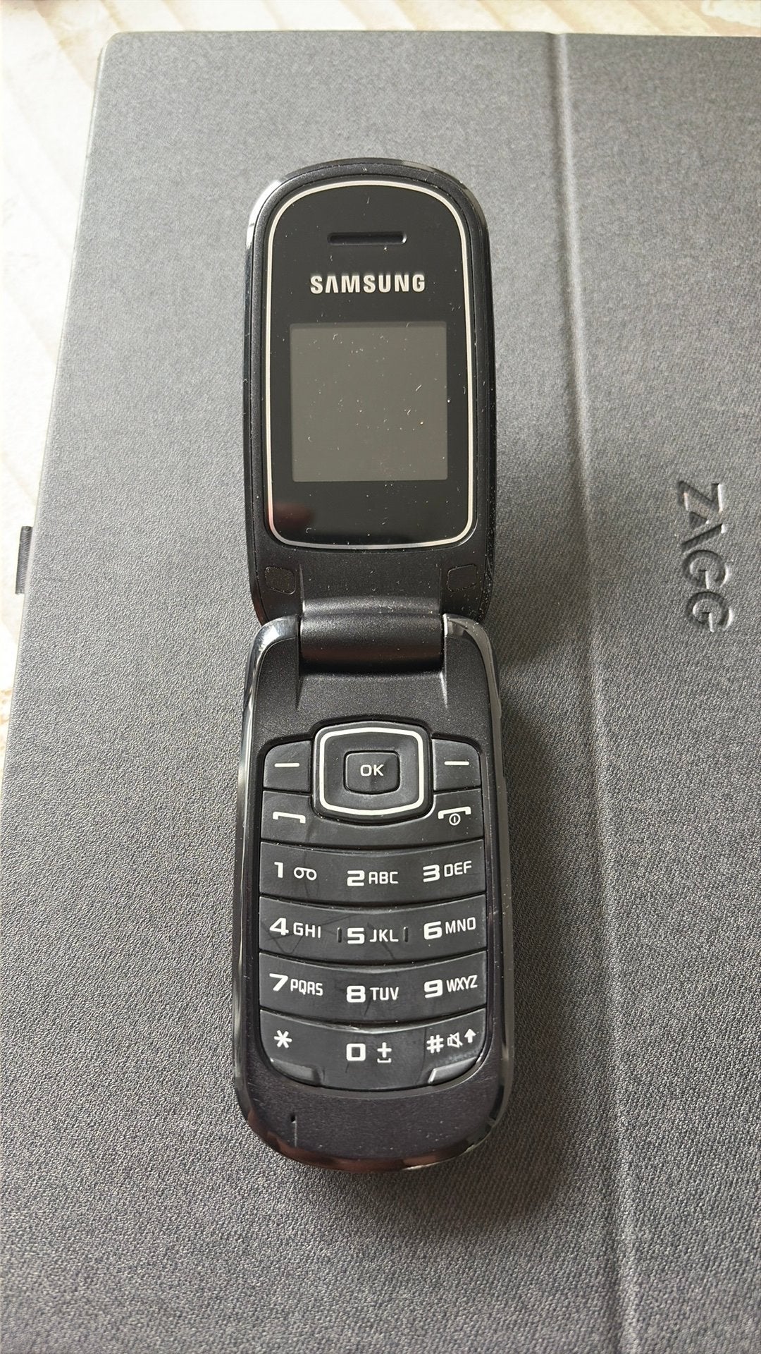 Samsung GT-E1150 Klaptel Werking onbekend / Zonder lader), Ophalen of Verzenden, Zo goed als nieuw, Geen camera, Zwart