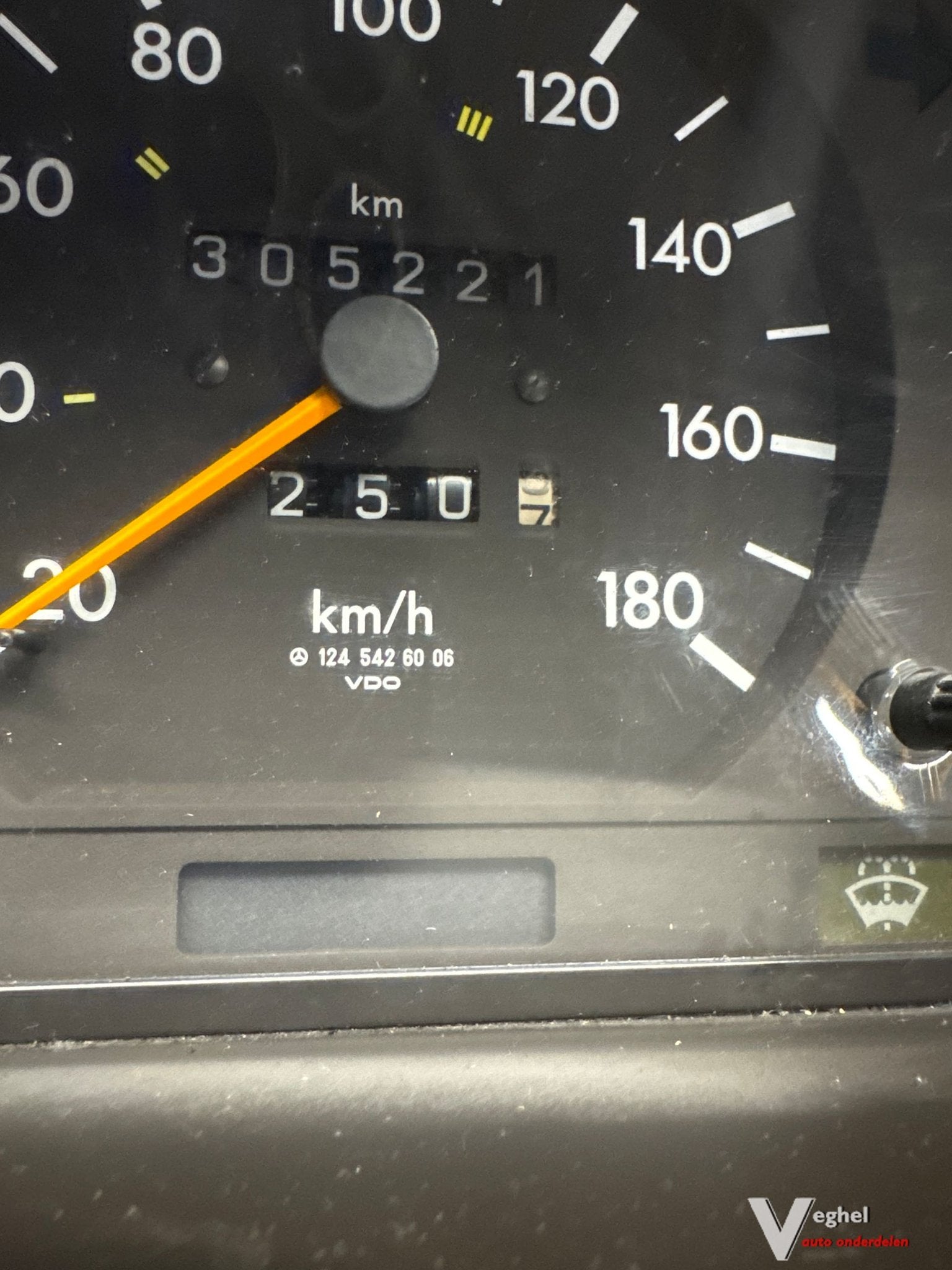 Mercedes W124 2.0 diesel handgeschakeld 1992 Km Tellerklok 1, Gebruikt, -, -, Ophalen of Verzenden