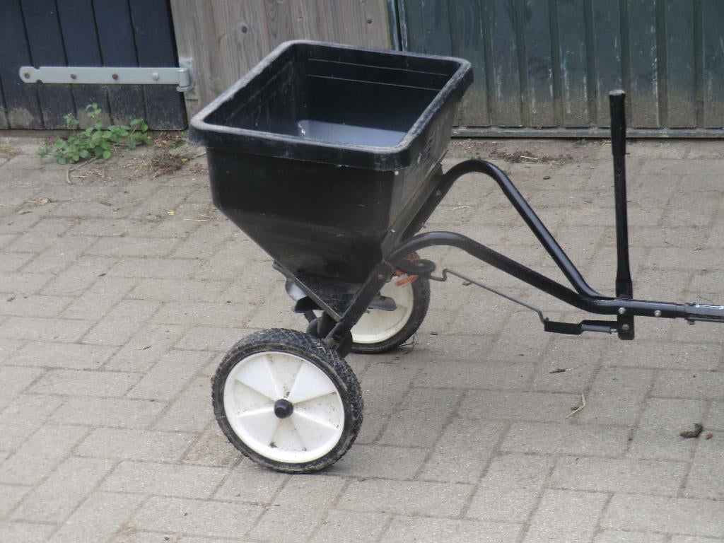 kunstmest strooier, Ophalen, Gebruikt, Minder dan 90 cm