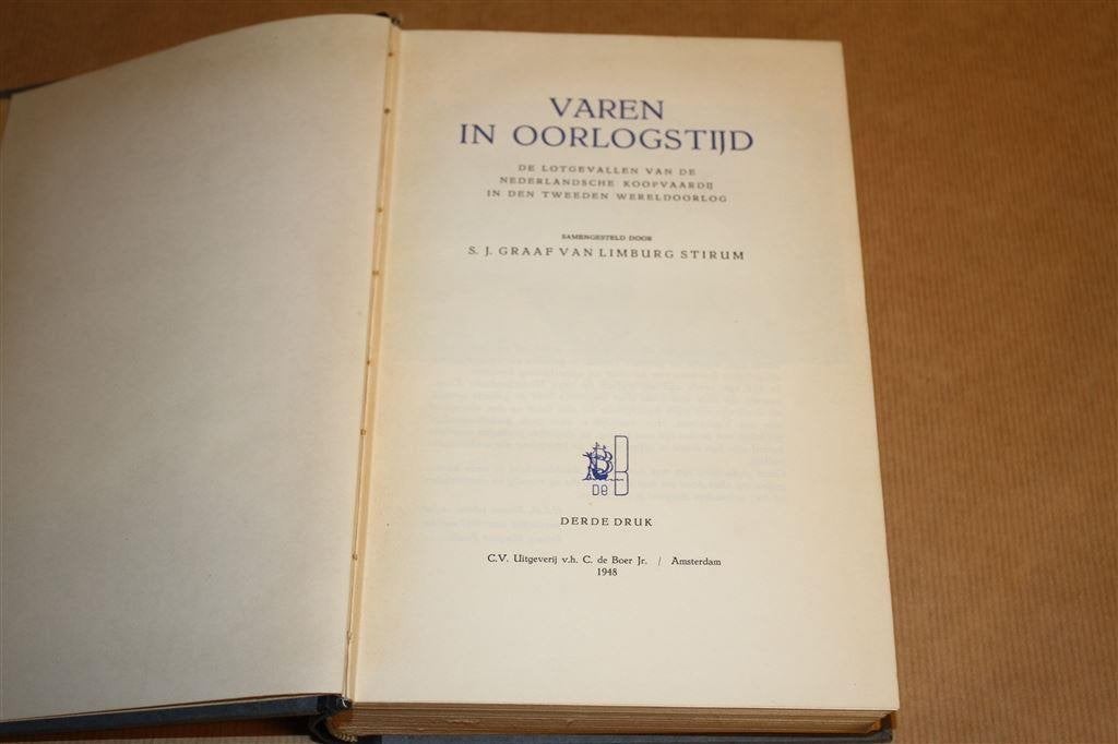 Varen in oorlogstijd. Lotgevallen Ned. koopvaardij WO2., Ophalen of Verzenden, Gelezen