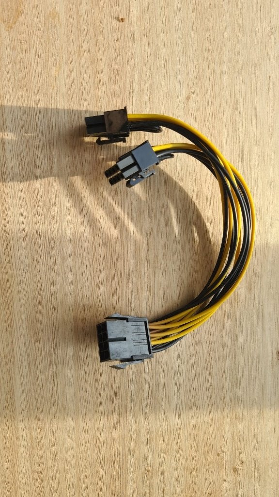 Meerdere - PCIE Power Splitter 1x 8-Pin -> 2x 8-Pin, Computers en Software, Ophalen of Verzenden, Gebruikt