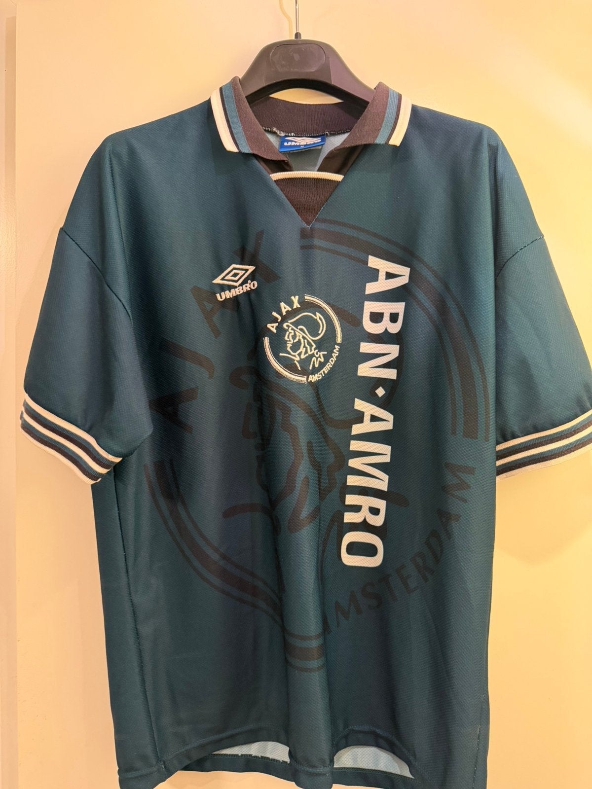 Uit-shirt Ajax 95, Verzamelen, Sportartikelen en Voetbal, Ophalen of Verzenden, Zo goed als nieuw, Ajax, Shirt
