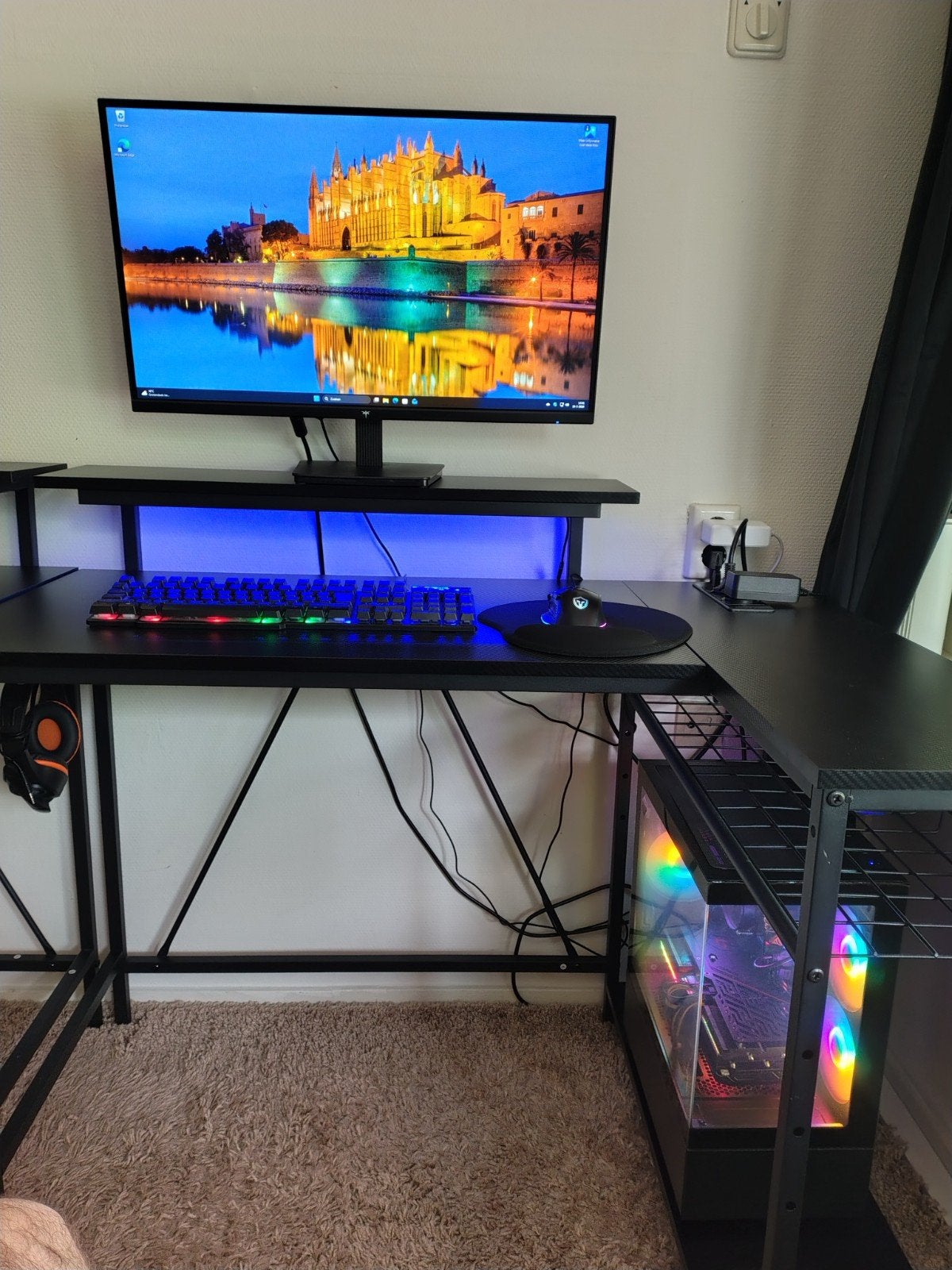 Complete Game PC + Setup met Bureaus, Stoelen en Schermen, Spelcomputers en Games, Games | Pc, Ophalen, Zo goed als nieuw