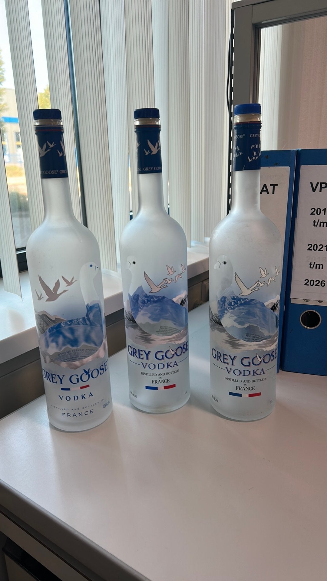 2x Lege Grey Groose Vodka Flessen, Ophalen of Verzenden, Gebruikt, Overige typen