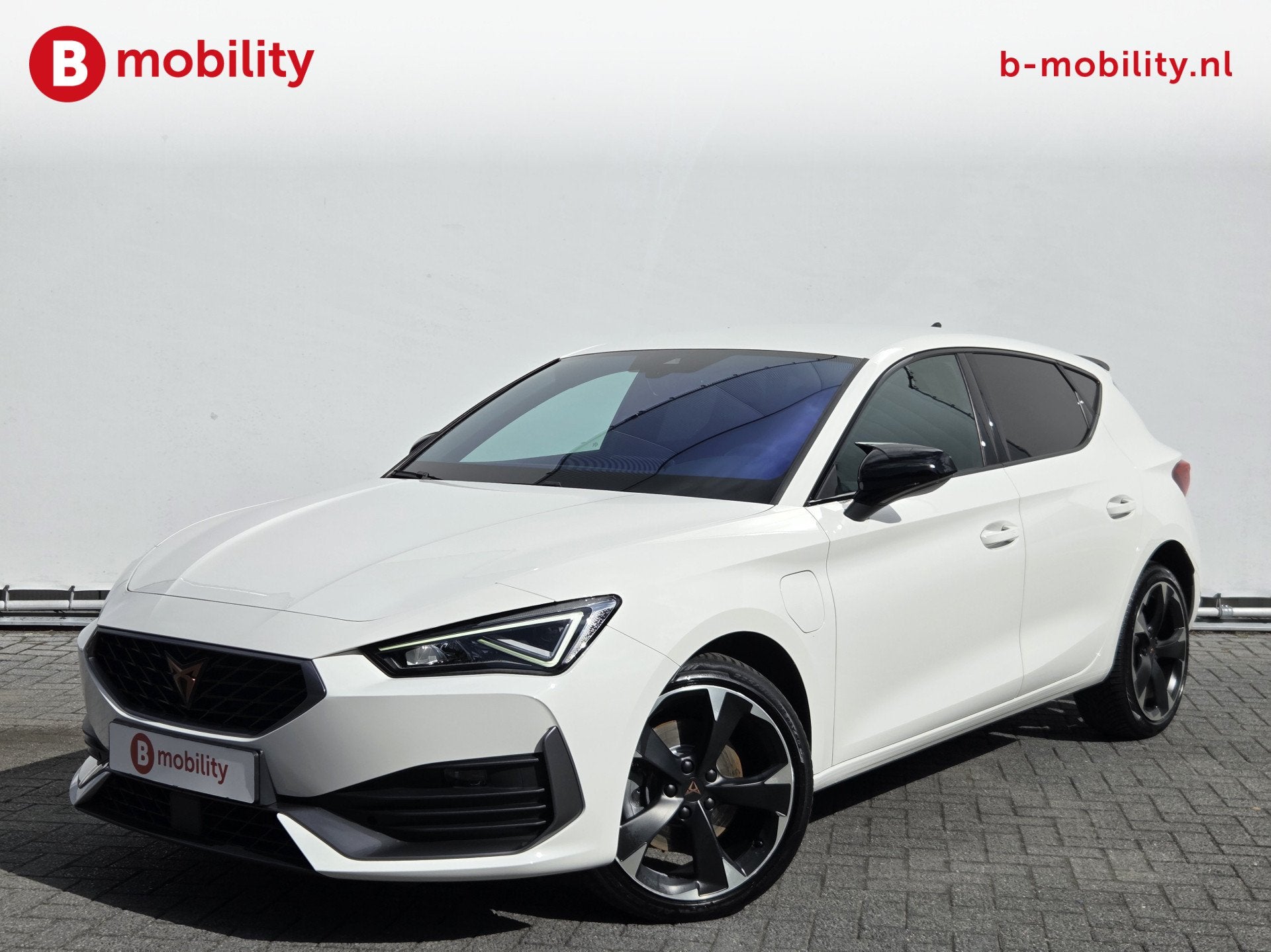 CUPRA Leon 1.4 e-Hybrid VZ Performance Apple CarPlay Virtual, Auto's, Gebruikt, 4 cilinders, Leon, Leder en Stof