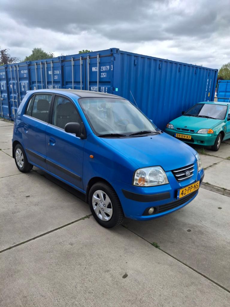 Hyundai Atos 1.1 2004 Blauw, Auto's, Voorwielaandrijving, Stof, 31 €/maand, 4 cilinders