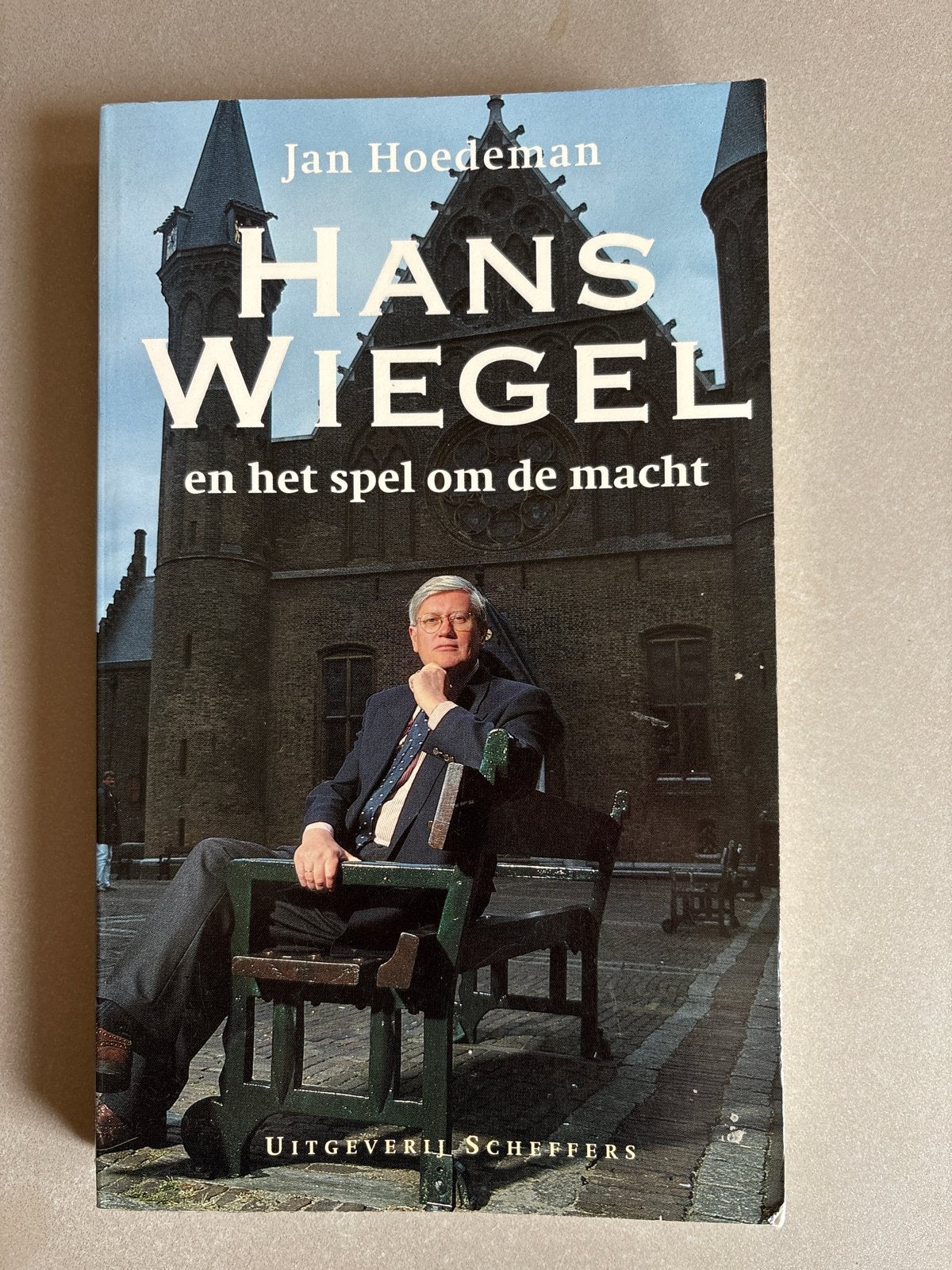 Hans Wiegel en het spel om de macht - Jan Hoedeman, Boeken, Ophalen of Verzenden, Zo goed als nieuw, Politiek