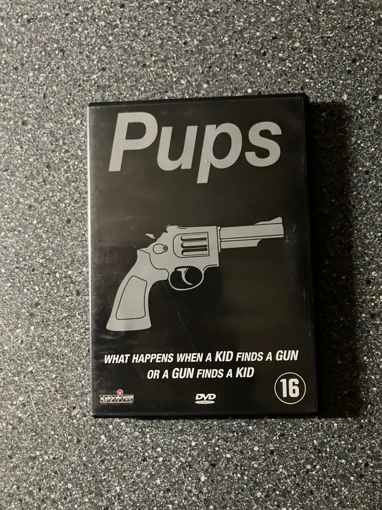 Pups (1999) Burt Reynolds, Vanaf 16 jaar, Ophalen of Verzenden, Zo goed als nieuw
