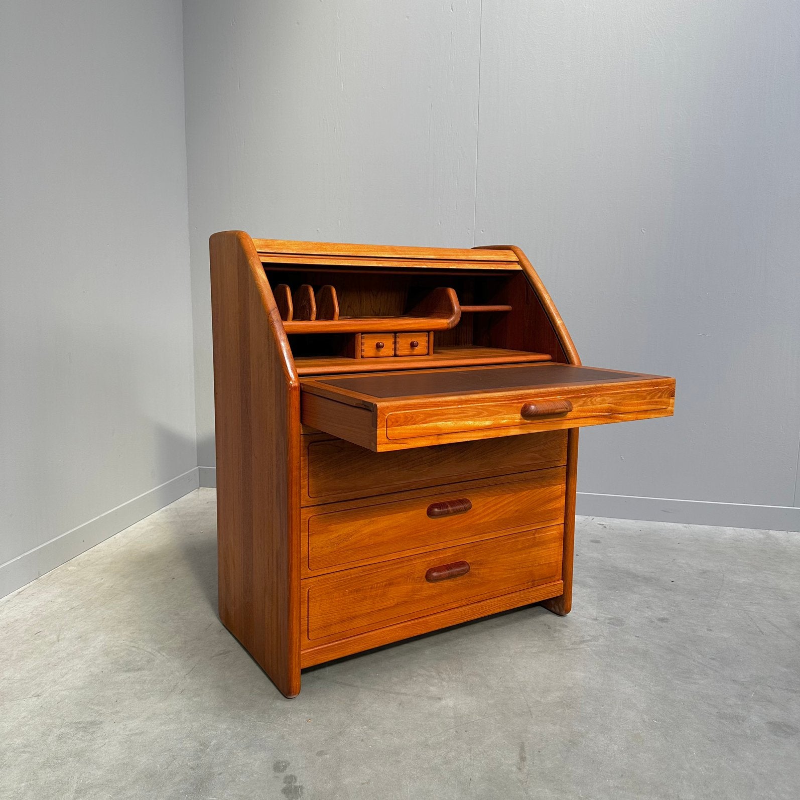 Deens vintage design secretaire kast teak jaren 60 danish, Ophalen, Gebruikt, Mid century modern deens design, Nvg