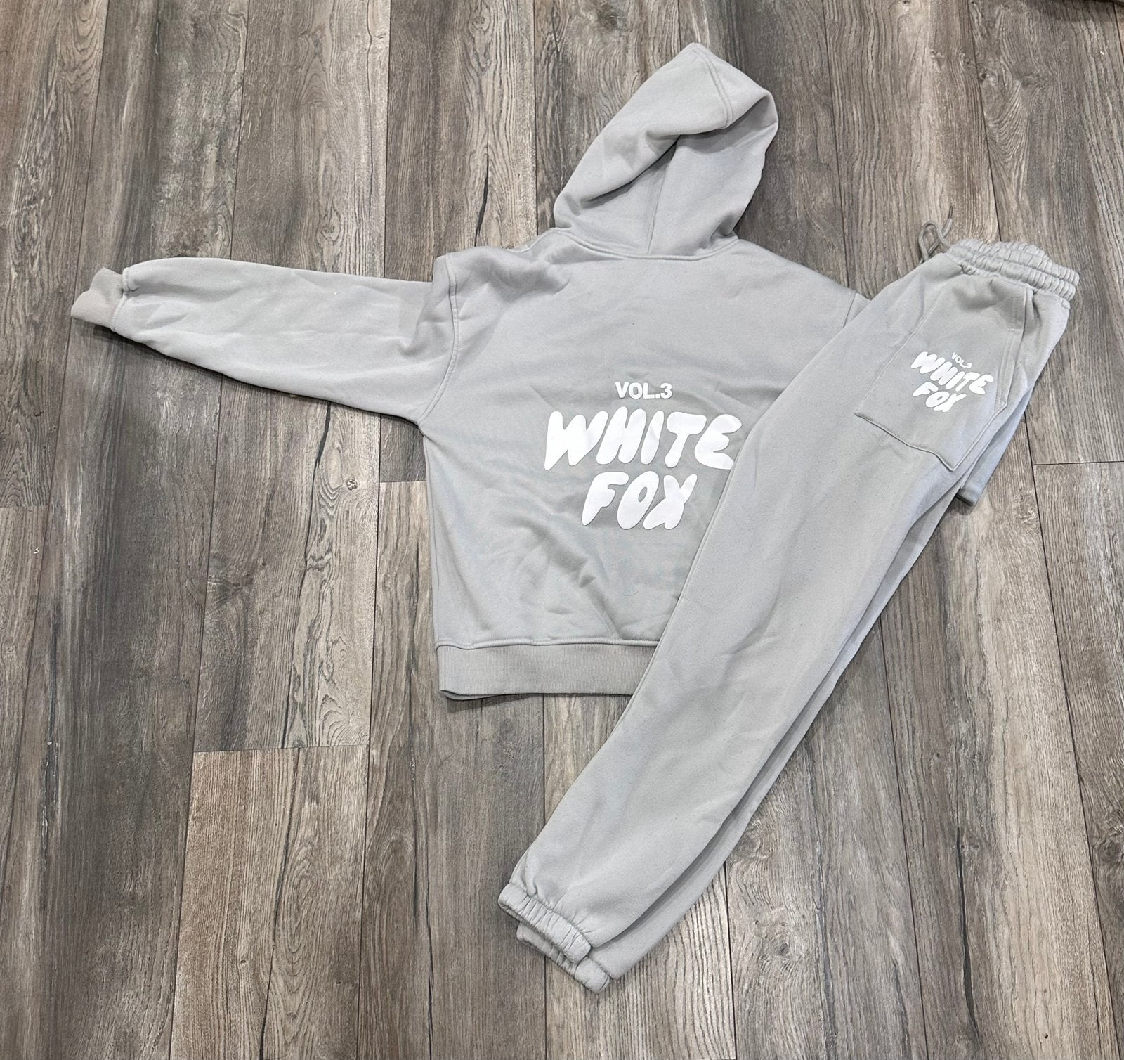 White Fox joggingpak dames, Ophalen, Zo goed als nieuw, Maat 36 (S), Grijs