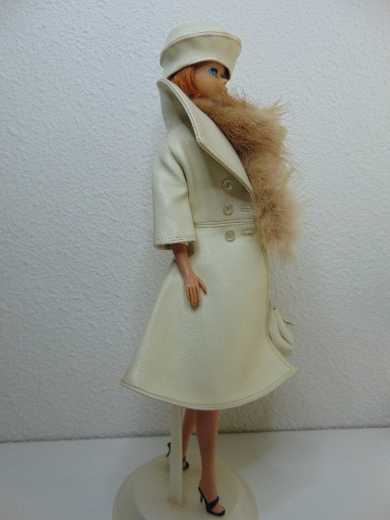 Vintage set London Tour #1661 Barbie outfit uit 1966, Ophalen of Verzenden, Gebruikt, Kleertjes