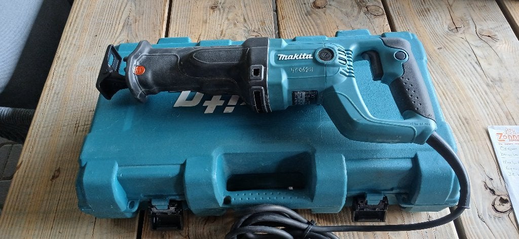 Makita JR 3050T reciprozaag afkortzaag zaag, Gebruikt, 70 mm of meer, 600 tot 1200 watt, Ophalen of Verzenden