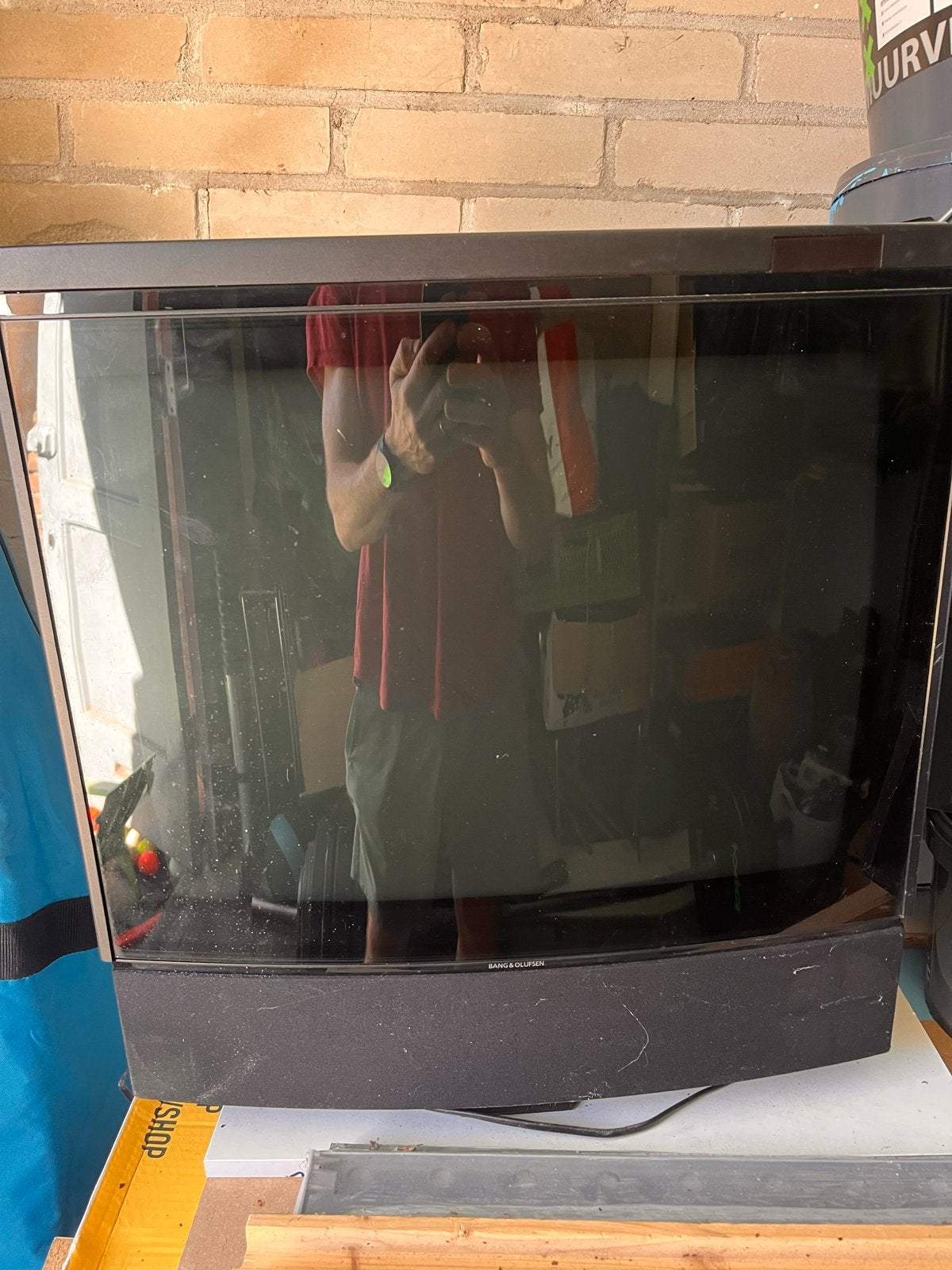 Bang & Olufsen BeoVision MX 4000 CRT TV, Ophalen