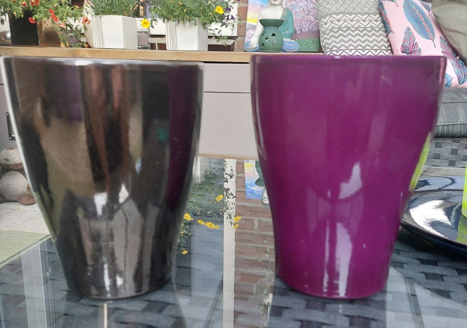 2 sierlijke bloempotten, doorsnee 13 cm, hoog 17 cm, Tuin en Terras, Bloempotten, Ophalen of Verzenden, Rond, Aardewerk