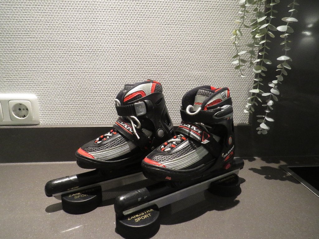 Nijdam verstelbare noren schaatsen maat 30-33, Gebruikt, Combinoren, Verzenden, Nijdam