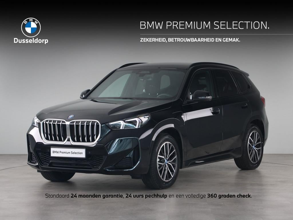 BMW X1 xDrive30e (bj 2025, automaat), Gebruikt, Zwart, Met garantie (alle), Zwart